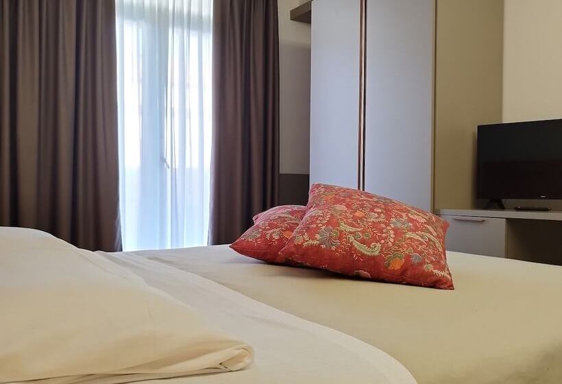 חדר קלאסי, Casaalbergo La Rocca