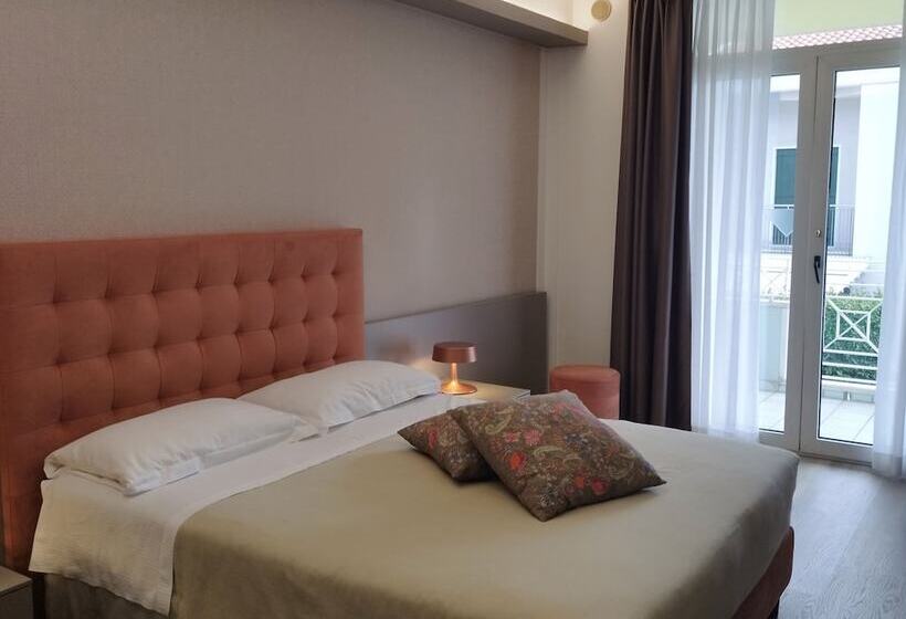 חדר קלאסי, Casaalbergo La Rocca