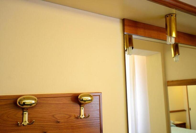 Номер Стандарт Индивидуальный, Grand Hotel Delle Rocche