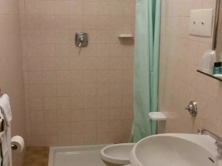 Standard-huone, 5 Vie