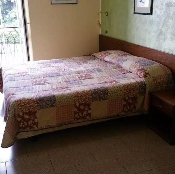 Standard-huone, 5 Vie