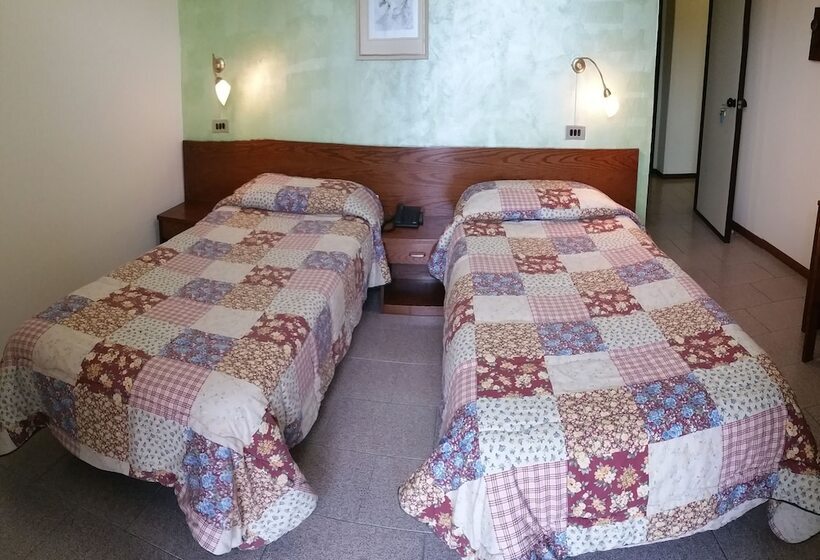 חדר סטנדרט, 5 Vie