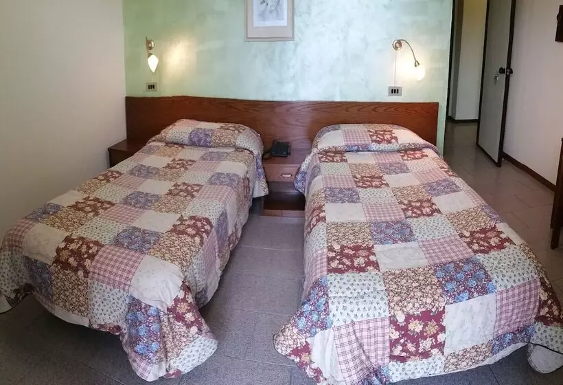 Standard-huone, 5 Vie