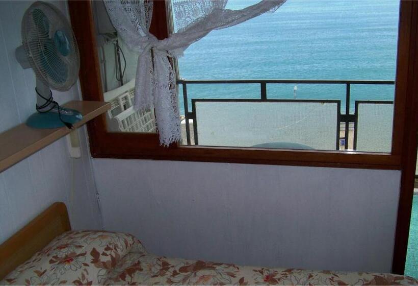 エコノミーシングルルーム, Albergo La Lampara