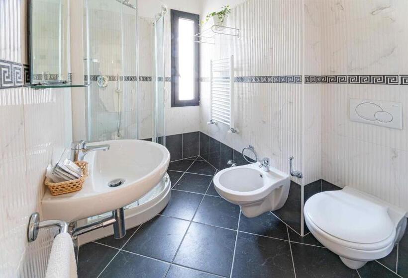 Pokój Czteroosobowy Standard Widok Morze, Baby B&b