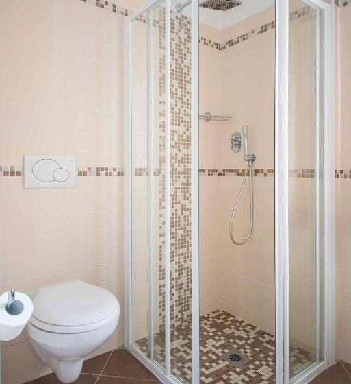 Pokój Rodzinny, Baby B&b