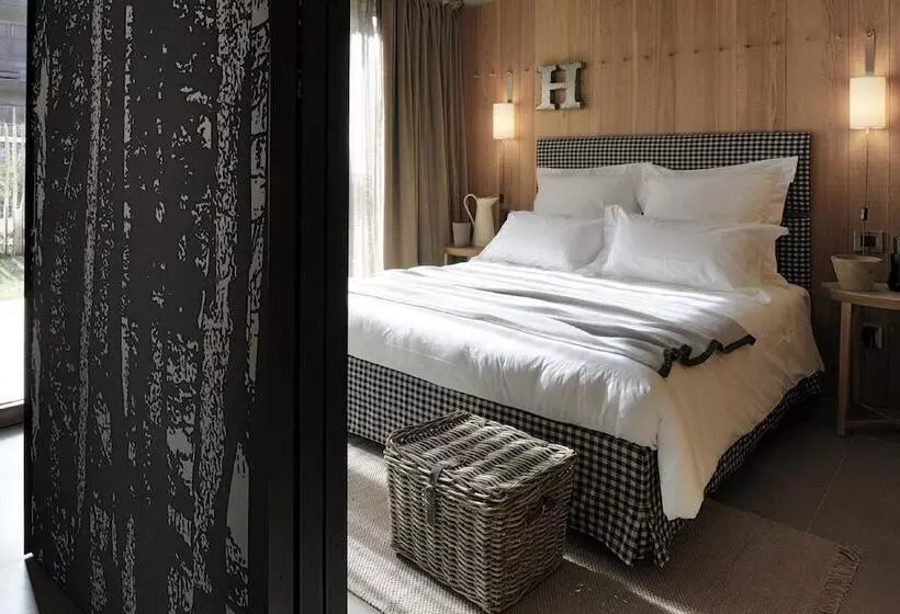 Junior Suite, Eden