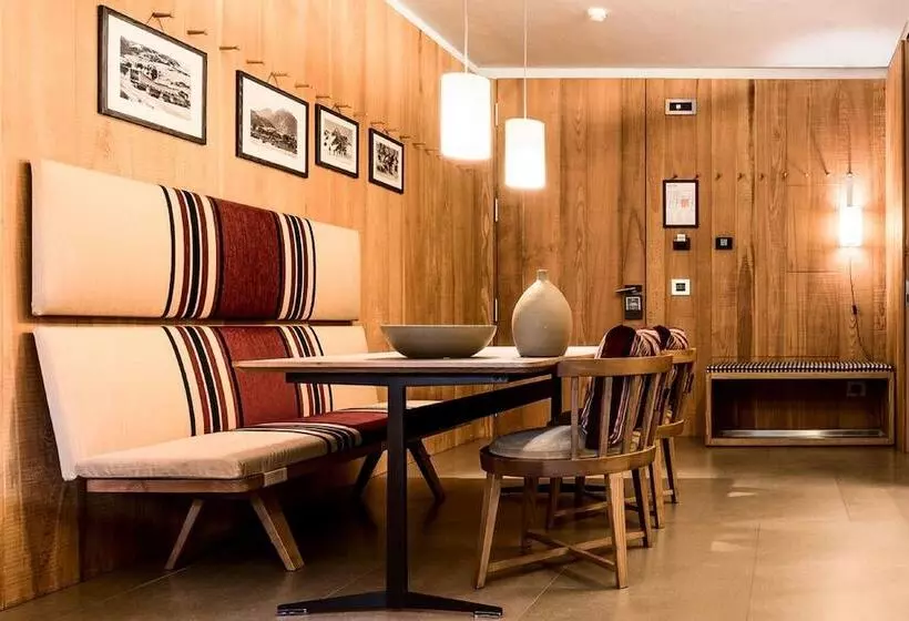 Junior Suite, Eden