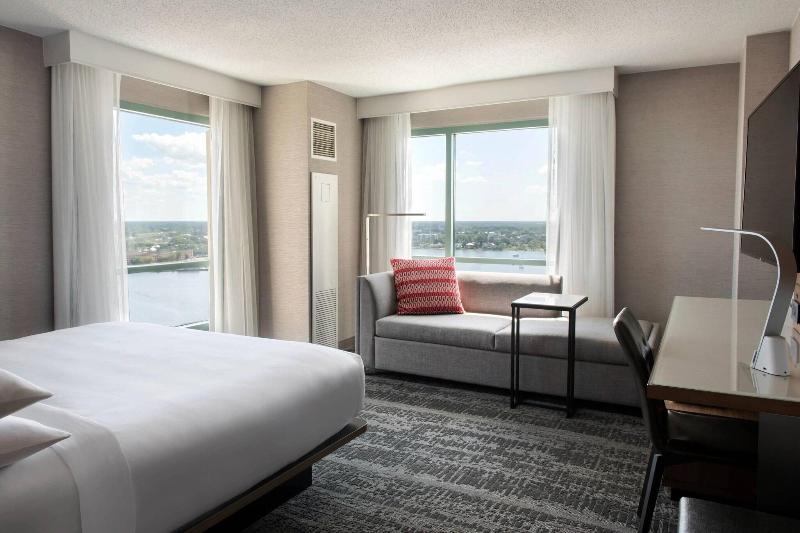 주니어 스위트, Eden