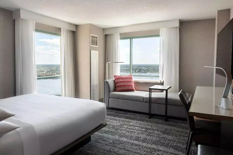 Junior Suite, Eden