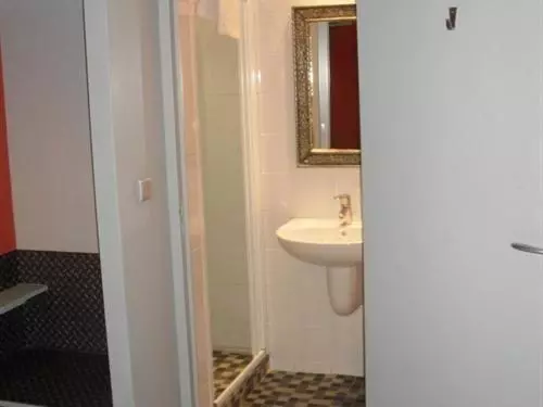 ベーシックルーム, Hôtel Latino Reims Centre