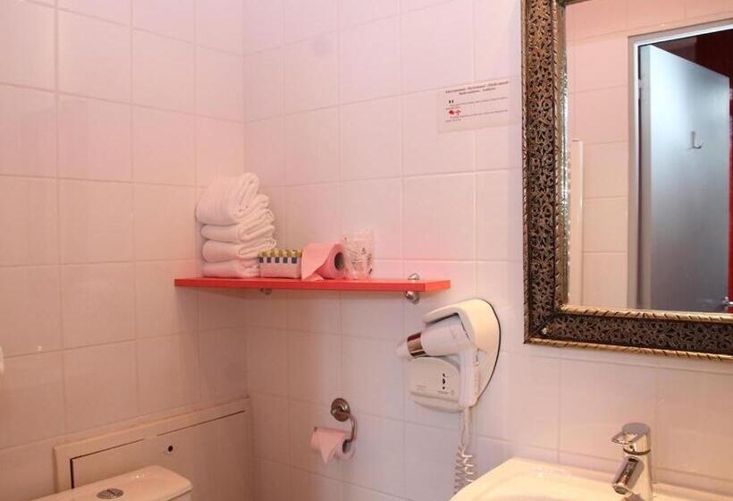四人标准间, Hôtel Latino Reims Centre