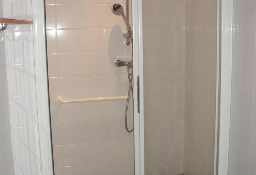 اتاق سوپریور, Hôtel Latino Reims Centre