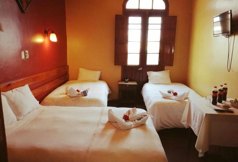 غرفة قياسية ثلاثية, La Casona De Palacio Viejo