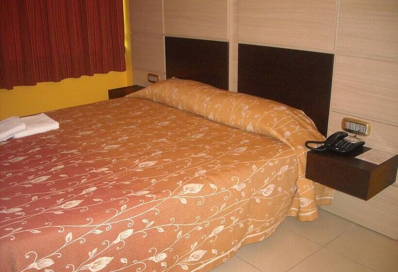 غرفة قياسية, La Piana