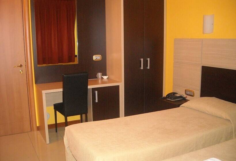 غرفة قياسية, La Piana