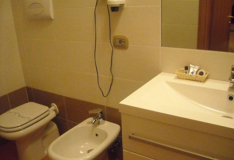 غرفة قياسية, La Piana