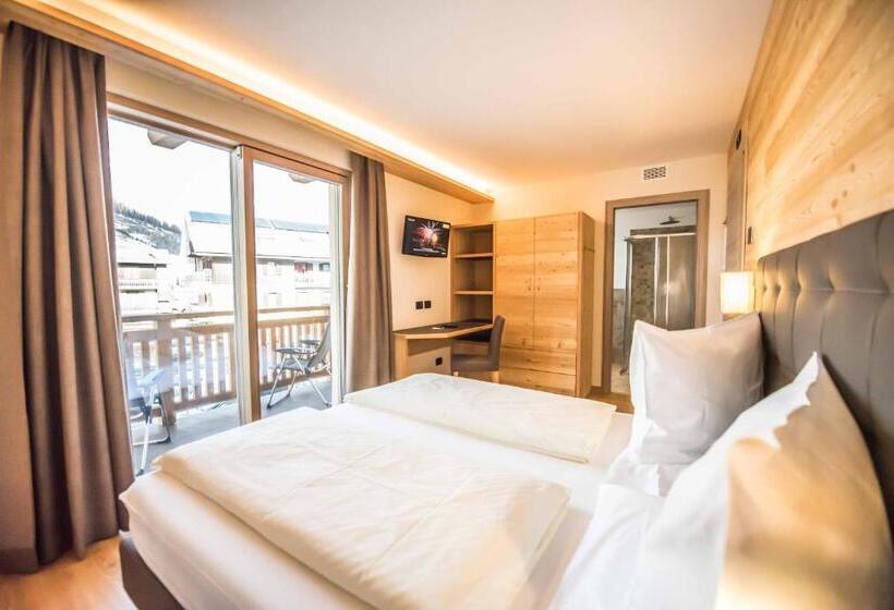 اتاق کلاسیک, Le Alpi