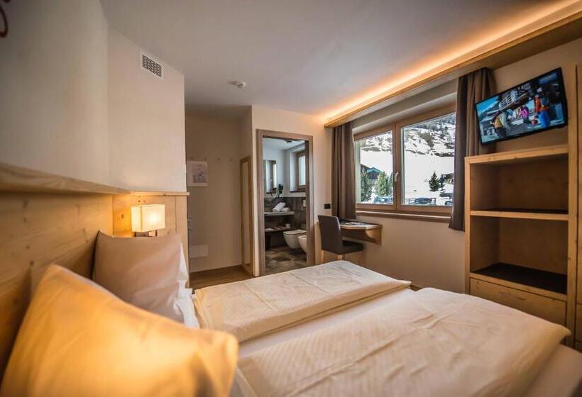 اتاق سوپریور یک تخته, Le Alpi