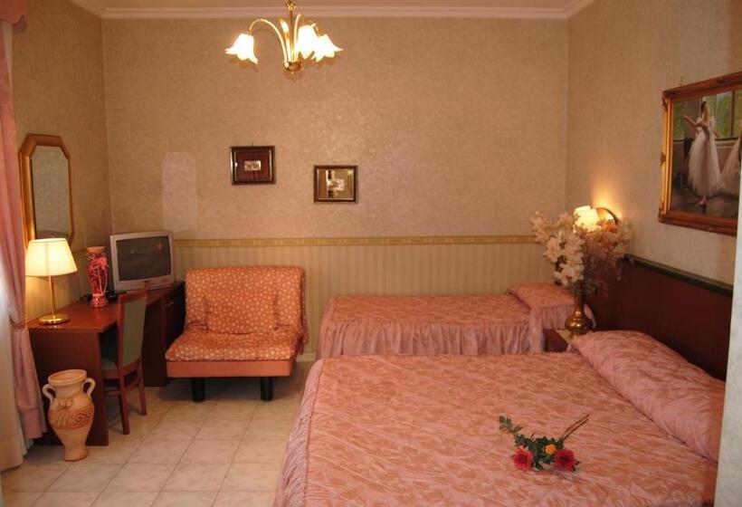 Номер Стандарт Трехместный, Nespolo D'oro