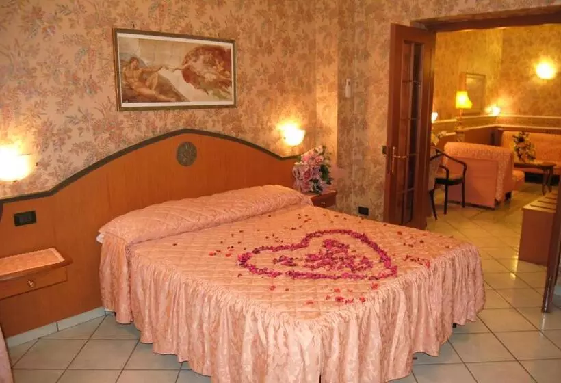 اتاق استاندارد چهار تخته, Nespolo D'oro
