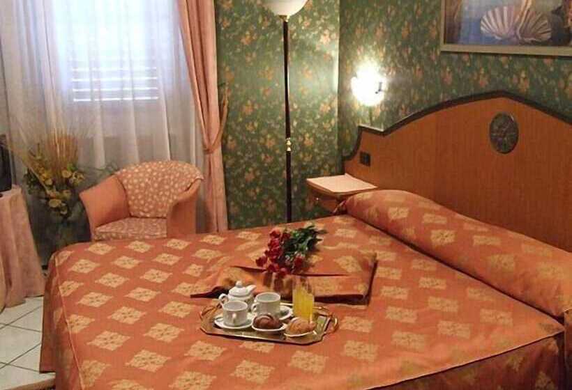 4인용 스탠다드 룸, Nespolo D'oro