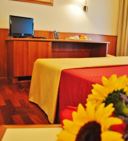 غرفة قياسية ثلاثية, B&b Hotels Hotel Prestige Ornago