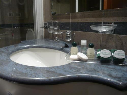 Номер Стандарт Трехместный, B&b Hotels Hotel Prestige Ornago
