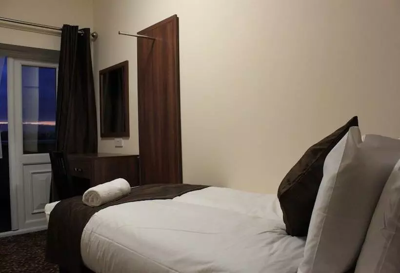 Standard Yhden Hengen Huone, Prince Regent Hotel Excel London