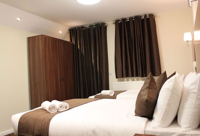 Номер Стандарт Трехместный, Prince Regent Hotel Excel London