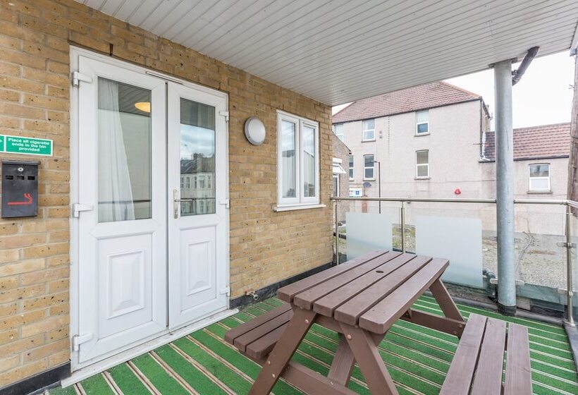 غرفة سوبيريور مزودة بشرفة, Prince Regent Hotel Excel London