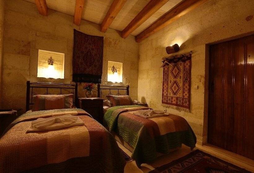 חדר סופריור, Safran Cave