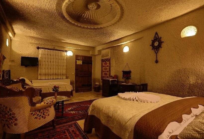 סוויטה דלוקס, Safran Cave