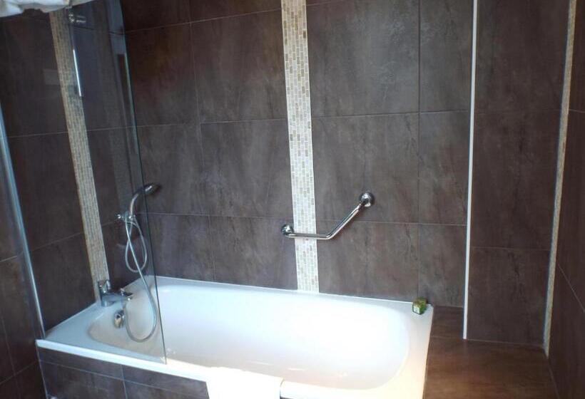 חדר סופריור, Logis Hôtel Saint Martin