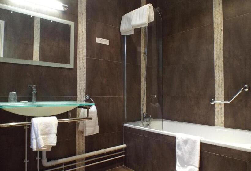 Номер Superior, Logis Hôtel Saint Martin