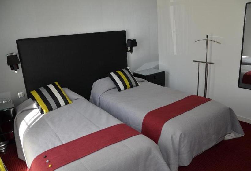 Номер Стандарт, Logis Hôtel Saint Martin