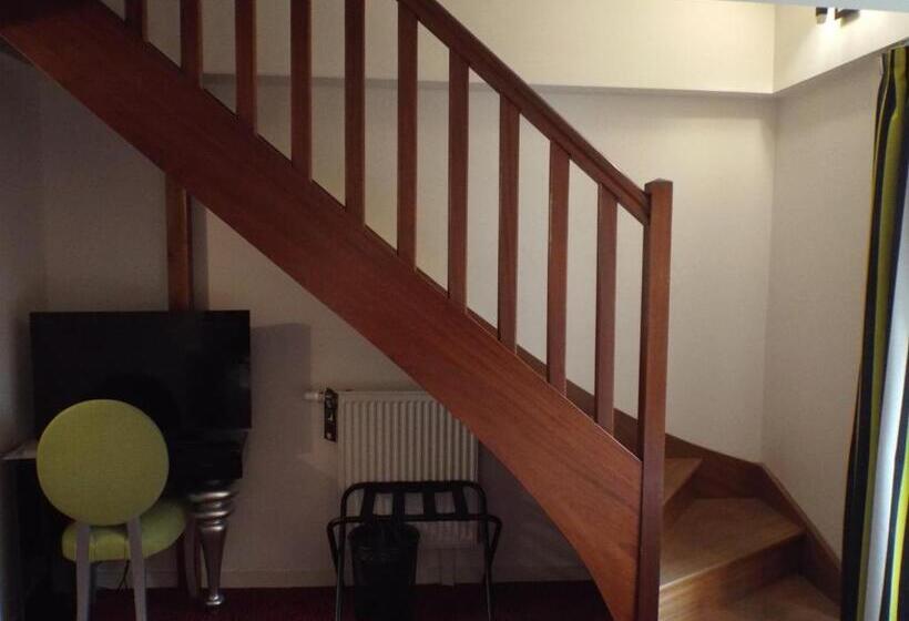 חדר משפחתי, Logis Hôtel Saint Martin