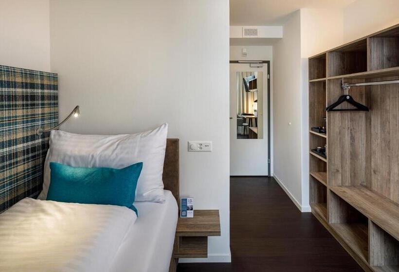 이코노미 싱글 룸, Schweizerhof