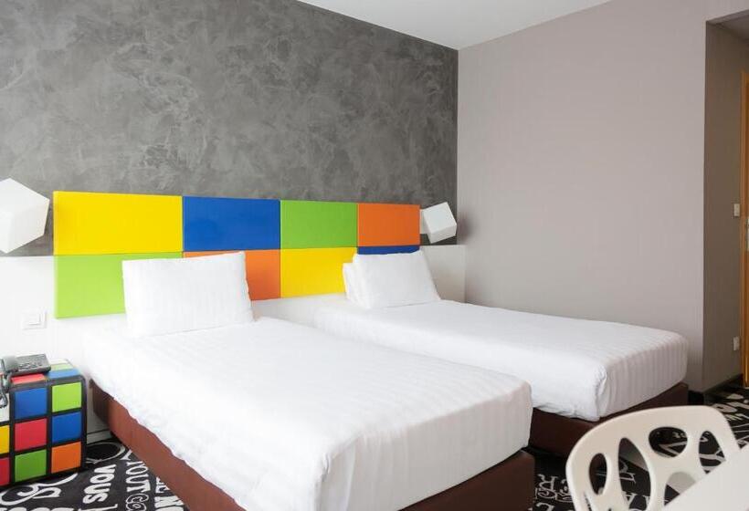 Номер Стандарт, Tristar