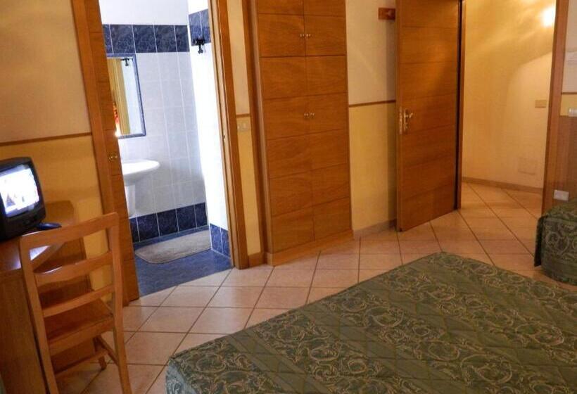 غرفة قياسية ثلاثية, Vallefura