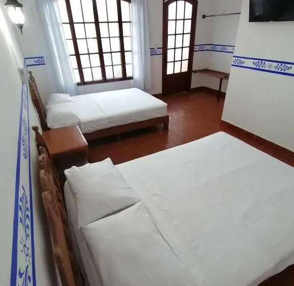 スタンダード4人部屋, Don Luis Hostal Sucursal Galeana Tecolutla