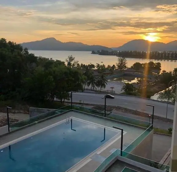 استودیوی لوکس, Marina Height Seaview Resort, Teluk Batik, Lumut