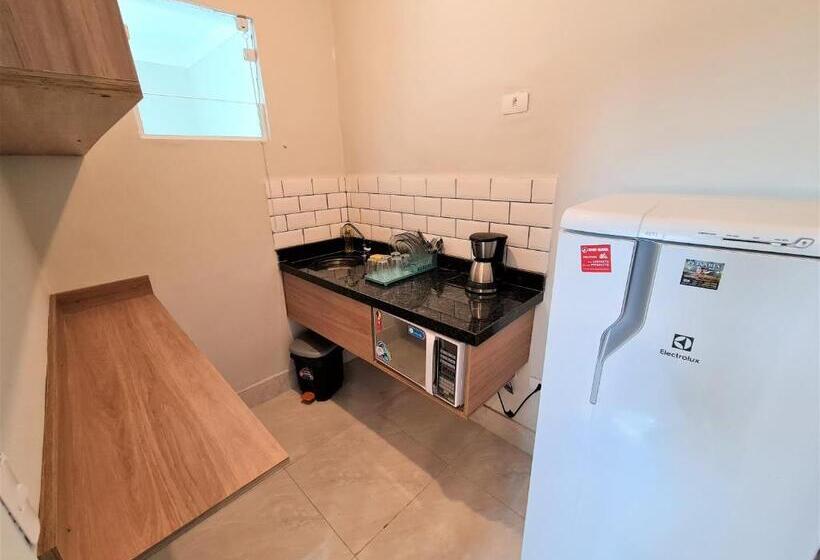 Appartement met 1 Slaapkamer, Marmeu Enseada Com Hidro Aquecida Privativa