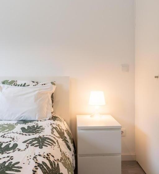 اتاق استاندارد, Moreira 284