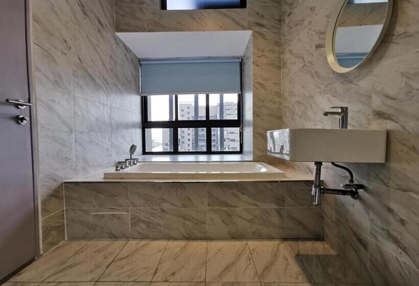 آپارتمان 1 خوابه با چشم‌انداز دریا, Thermospace Imperio B2531 Melaka City