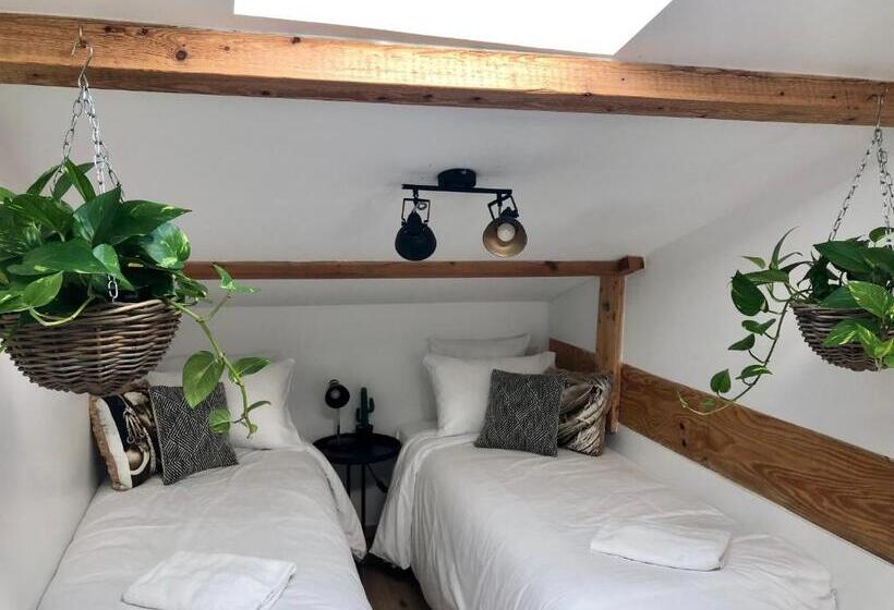 סוויטה משפחתית, Chambres D Hôte & Gîte Château Le Conte   Saint Emilion