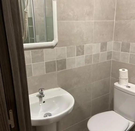 Standard room with outdoor bath, Lf Habitación Familiar Con Balcón Y Baño Privado   No Fumadores   Sin Ascensor