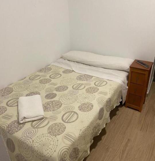 اتاق عادی, Lf Habitación Familiar Con Balcón Y Baño Privado   No Fumadores   Sin Ascensor