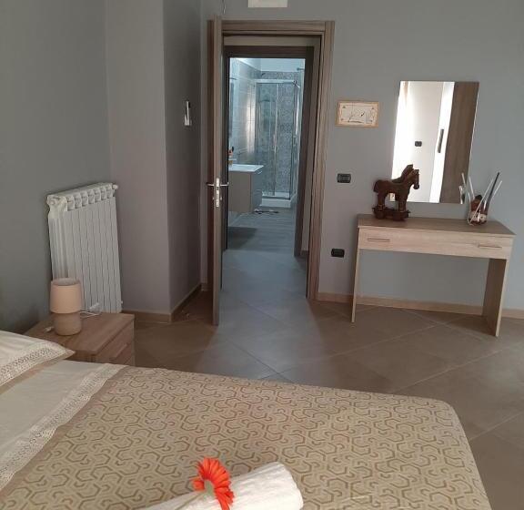 חדר סטנדרט לארבעה, B&b Casa Martina