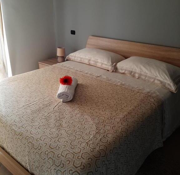 חדר סטנדרט לארבעה, B&b Casa Martina